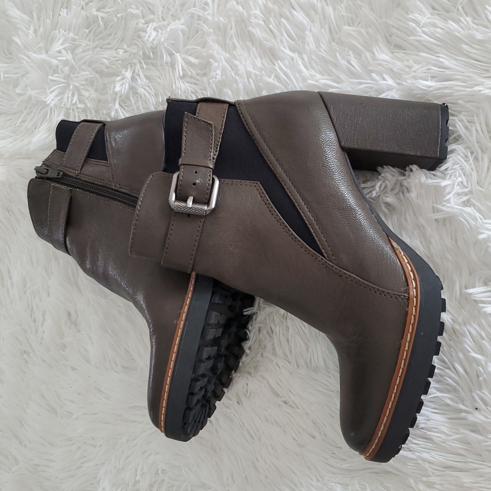 Naturalizer Lug Boot Deep Forrest Green 6 - image 1